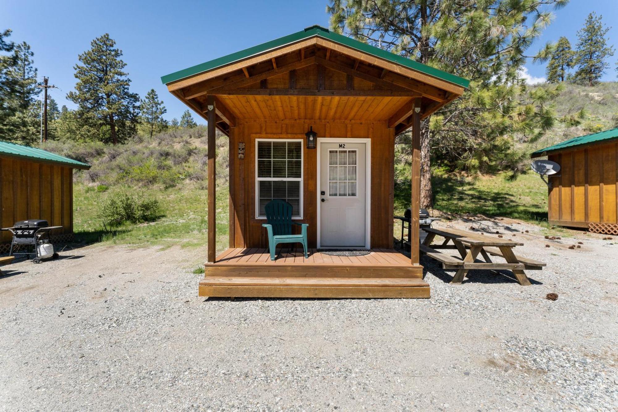 Echo Valley Resort + Cabins Manson Bagian luar foto
