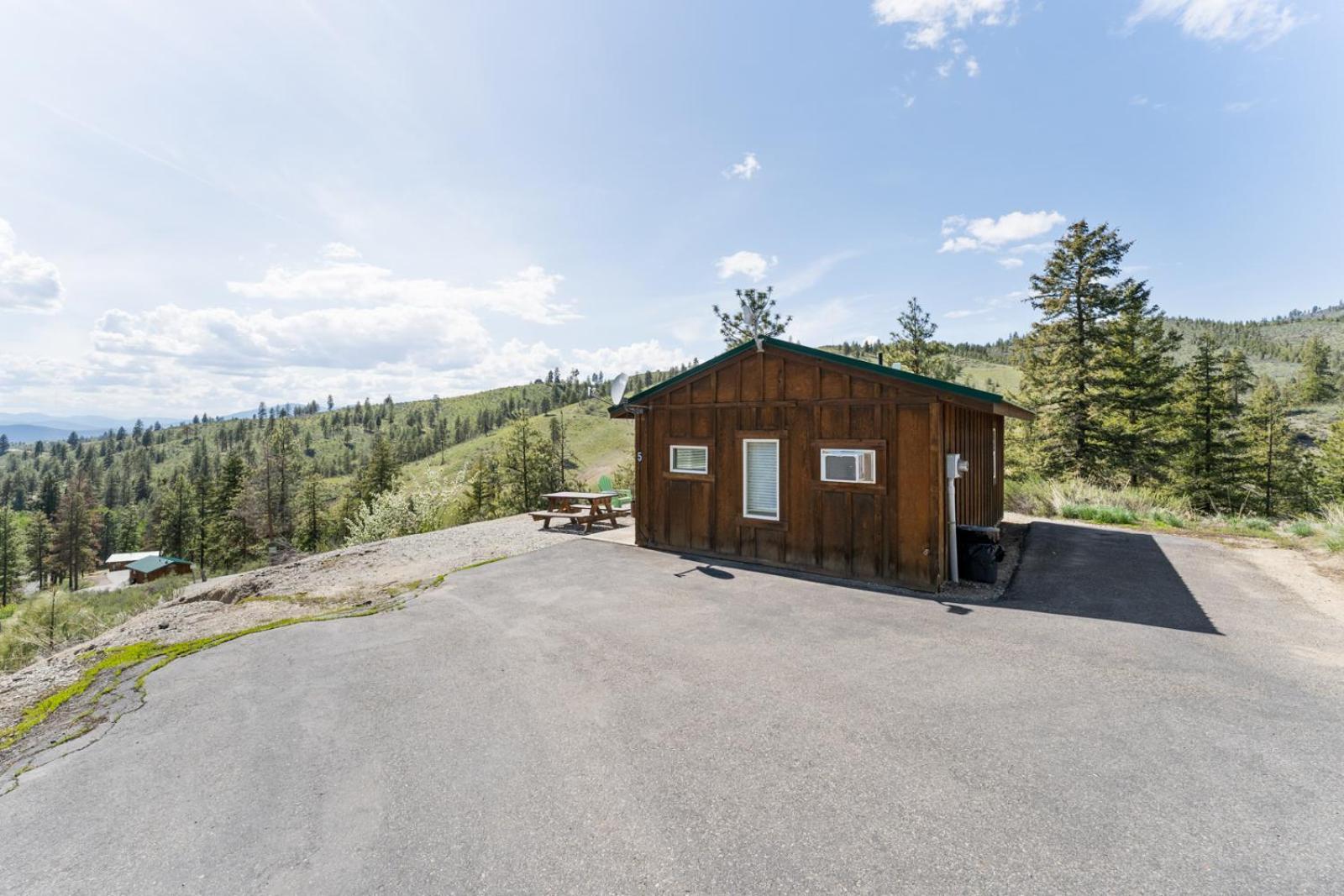 Echo Valley Resort + Cabins Manson Bagian luar foto