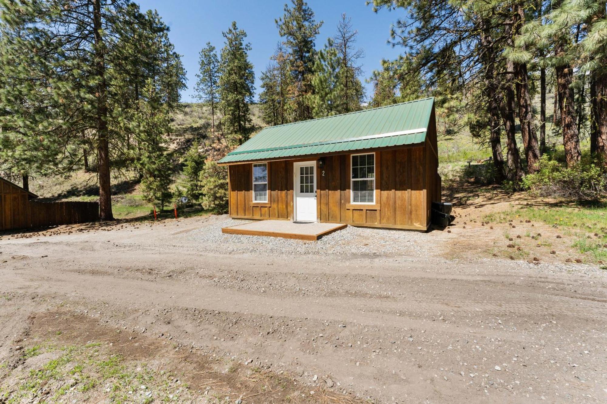 Echo Valley Resort + Cabins Manson Bagian luar foto