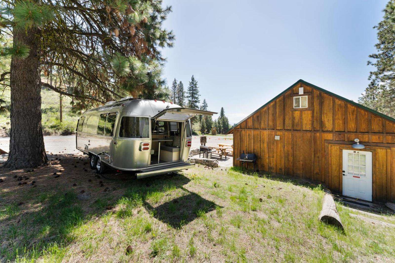 Echo Valley Resort + Cabins Manson Bagian luar foto